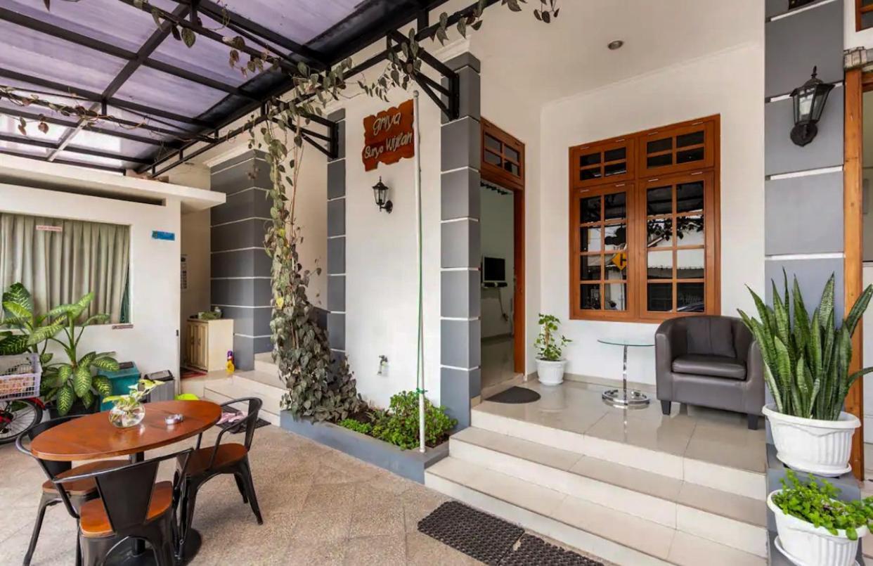 Hotel Griya Suryo Wijilan Yogyakarta Exterior foto