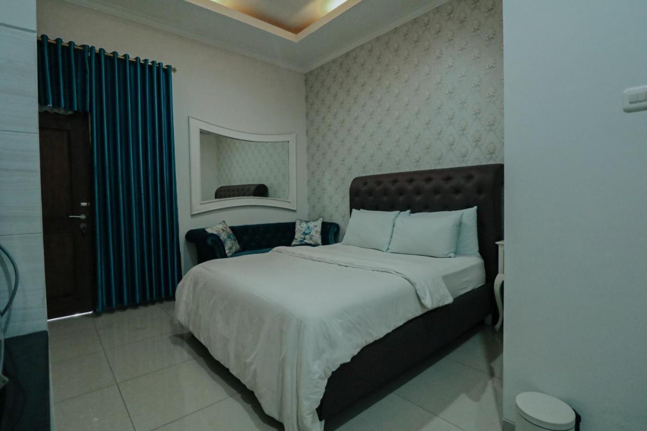 Hotel Griya Suryo Wijilan Yogyakarta Exterior foto