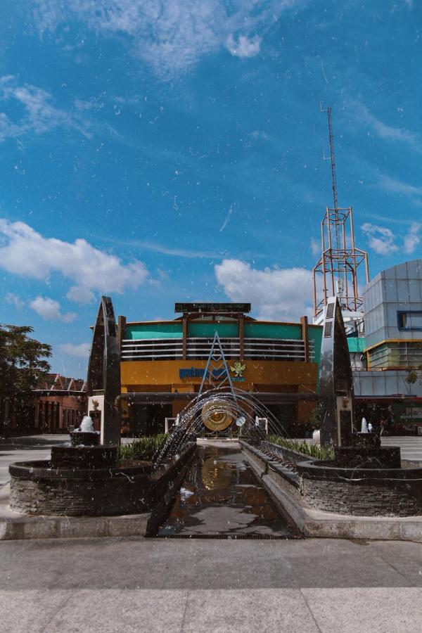 Hotel Griya Suryo Wijilan Yogyakarta Exterior foto