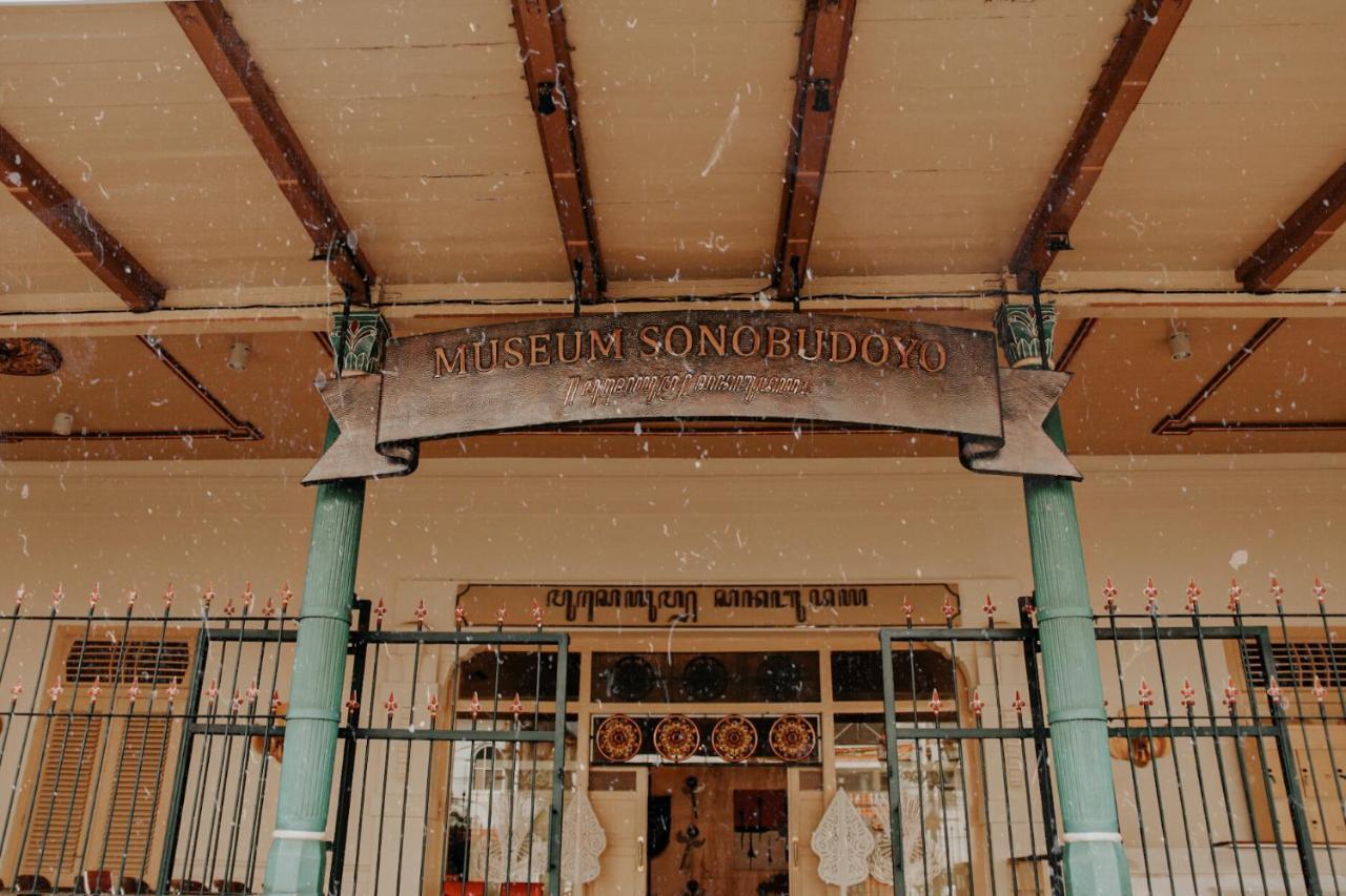 Hotel Griya Suryo Wijilan Yogyakarta Exterior foto